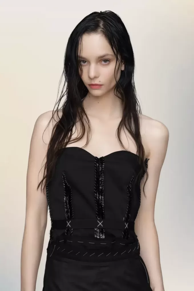 Abito midi senza spalline