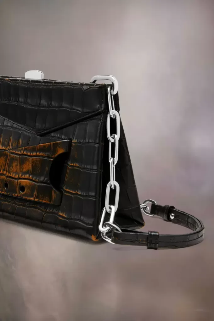 Borsa a tracolla piccola strappata Borsa a tracolla piccola strappata