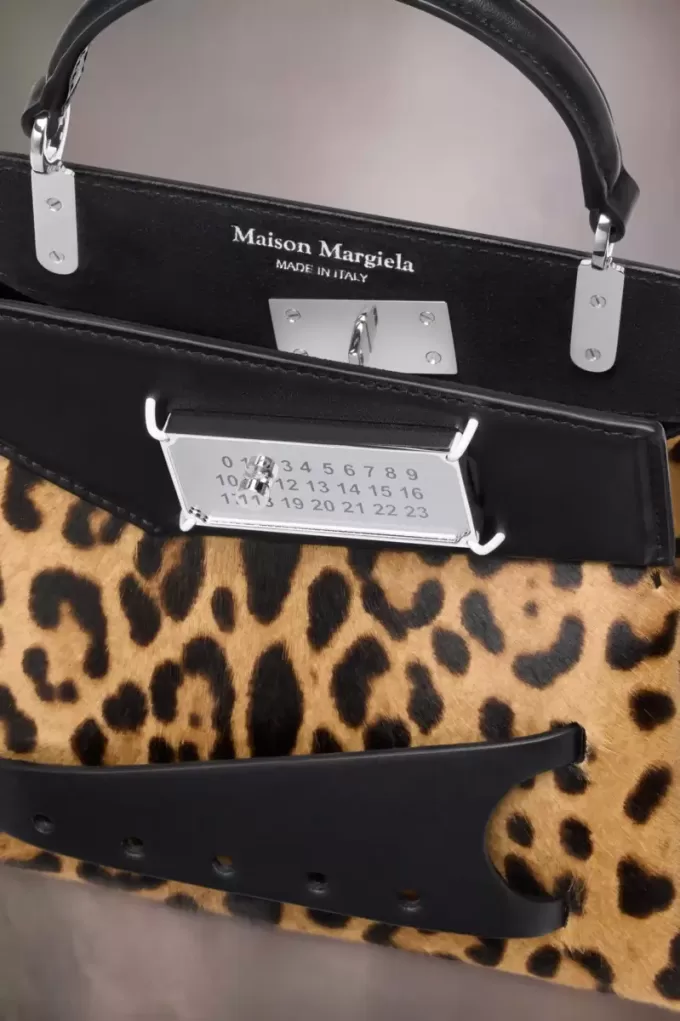 Borsa piccola strappata