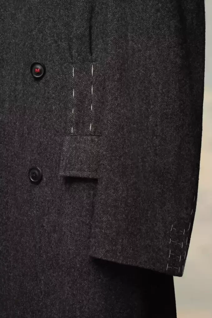 Cappotto doppiopetto in lavorazione