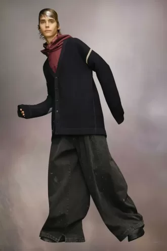 Cardigan con toppa sui gomiti