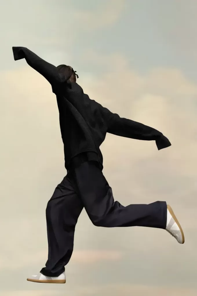 Cardigan con toppa sui gomiti