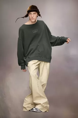 Felpa con logo timbro