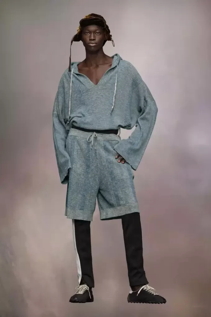 Felpa estiva in maglia con cappuccio