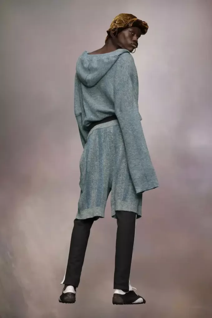 Felpa estiva in maglia con cappuccio