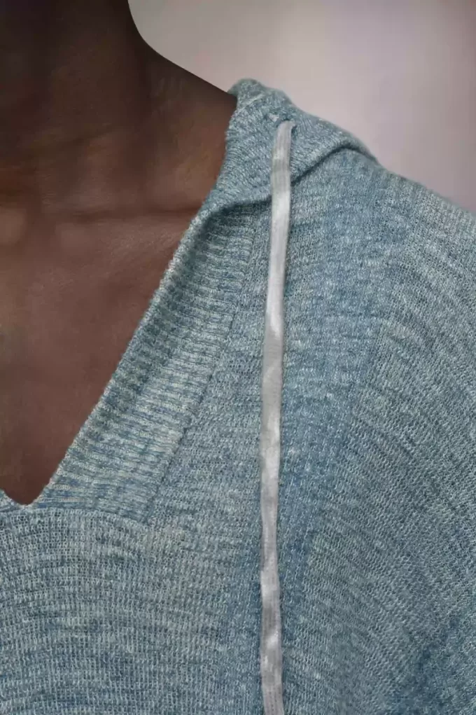 Felpa estiva in maglia con cappuccio