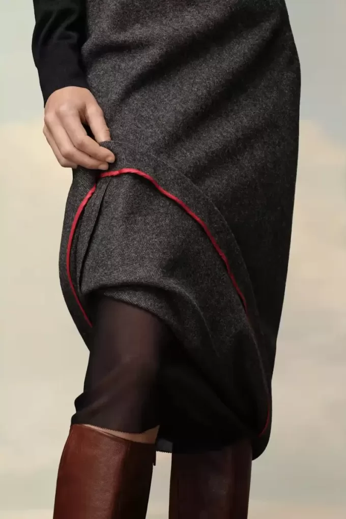 Gonna a trapezio a spina di pesce