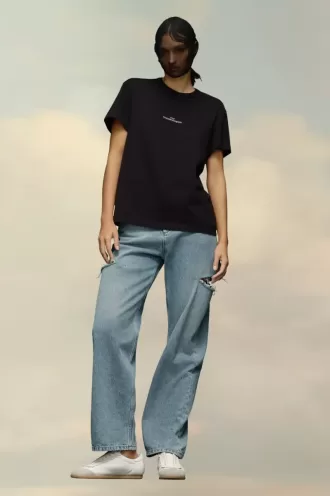 Maglietta con logo distorto