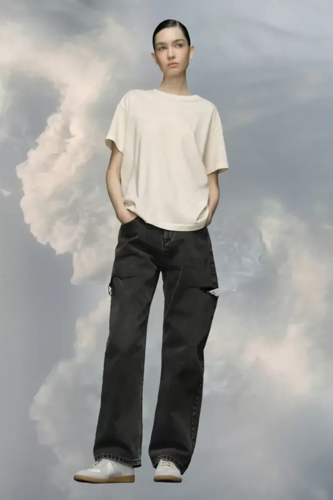 Maglietta con logo invertito