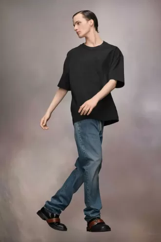 Maglietta con logo ricamato