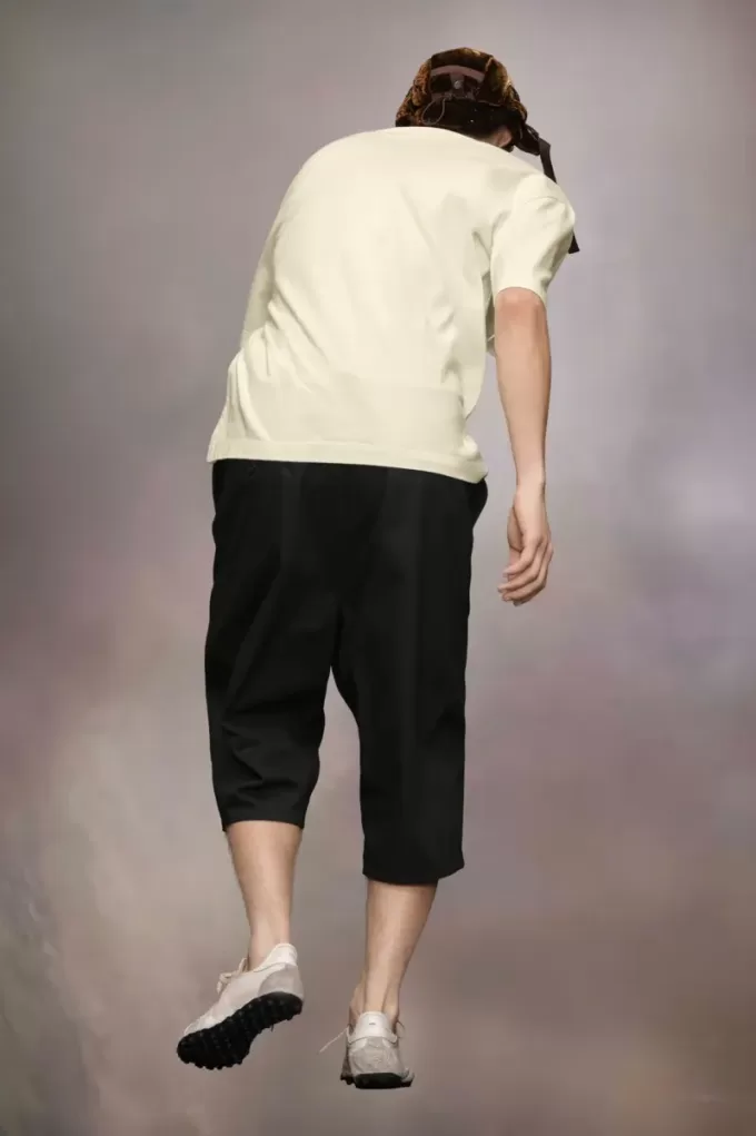 Maglietta con logo ricamato