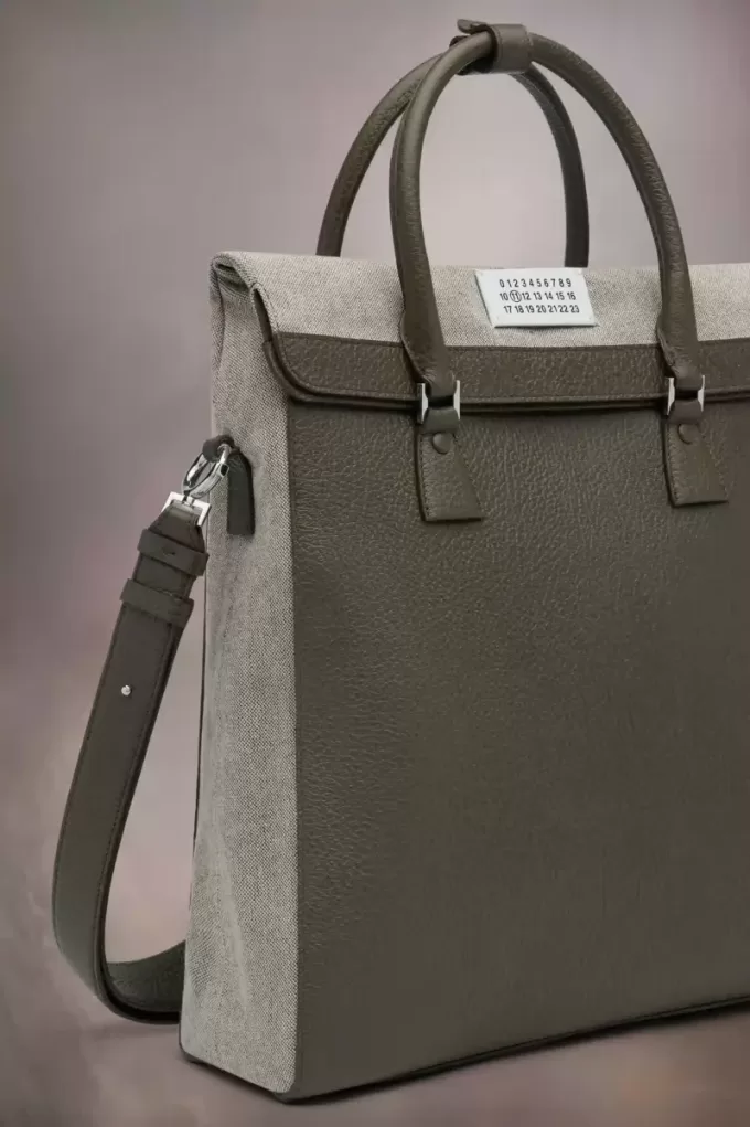 Maison Margiela 5AC Daily Vertical