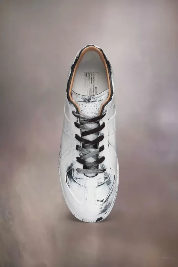 Maison Margiela Replica Bianchetto