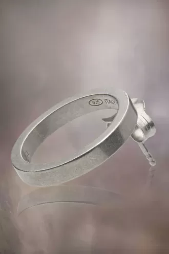 Orecchino con logo Maison Margiela