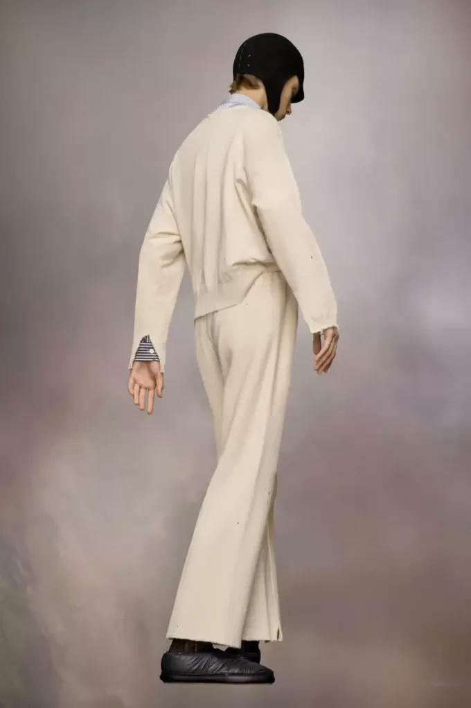 Pantaloni della tuta con orlo tagliato Pantaloni della tuta con orlo tagliato