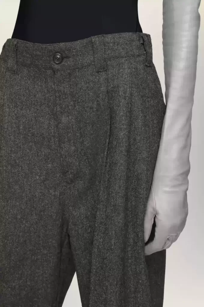 Pantaloni di lana a gamba larga