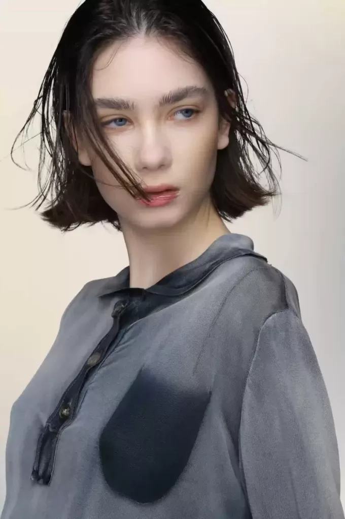 Polo Maison Margiela effetto sbiadito dal sole