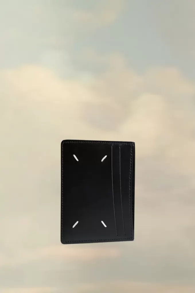 Portacarte a quattro punti