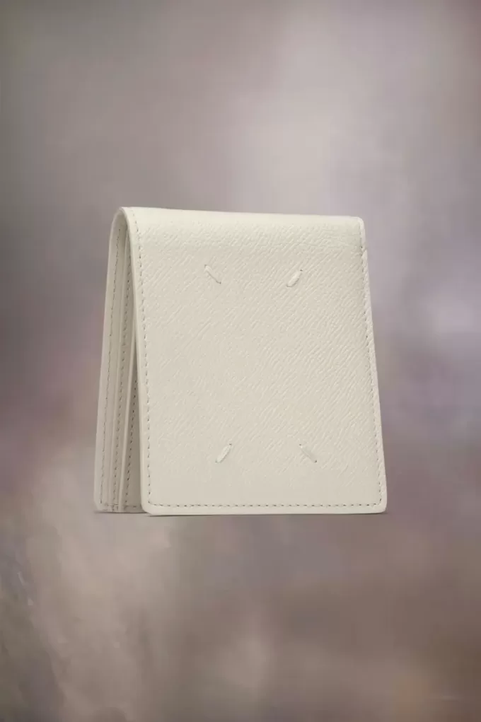 Portacarte a quattro punti