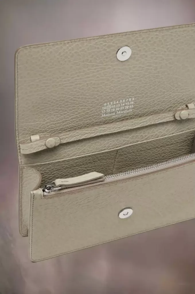 Portafoglio con catena a quattro punti