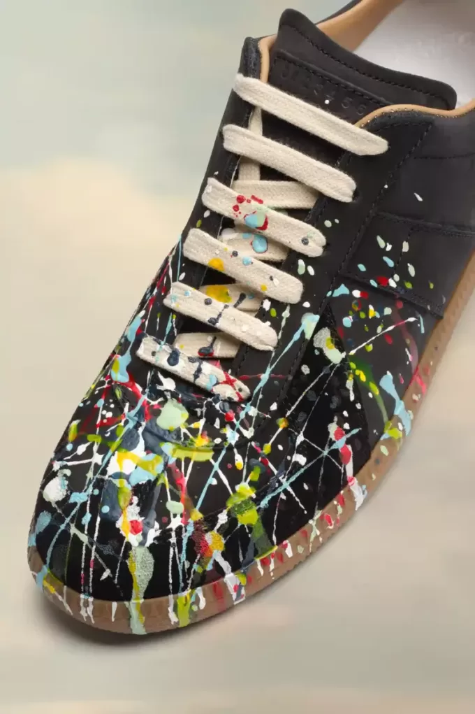 Sneakers replica di vernice