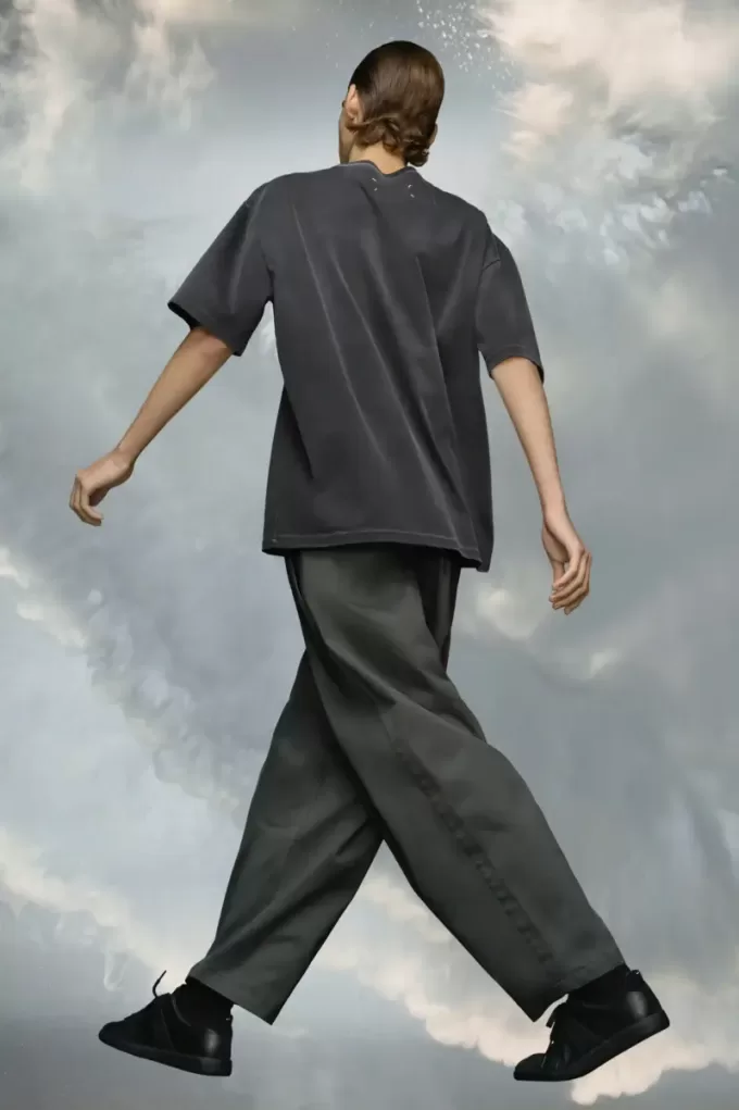 T-shirt in jersey pesante con logo