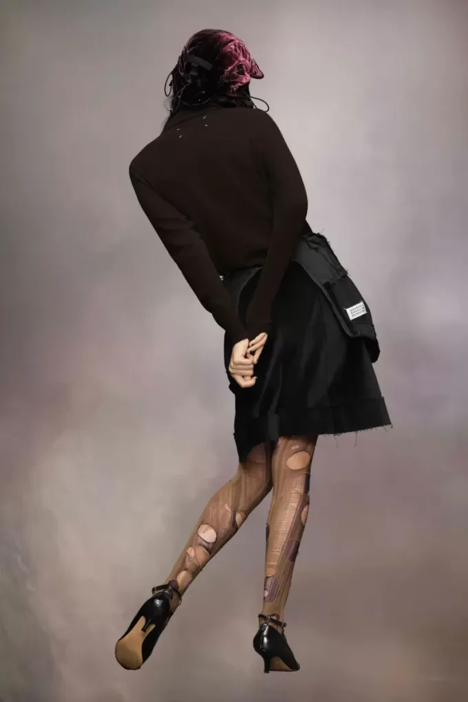 Top a collo alto in lana Maison Margiela Top a collo alto in lana Maison Margiela