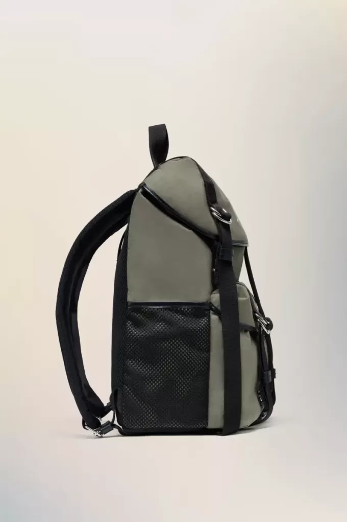 Zaino medio high-tech